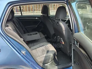 Volkswagen Golf 2014 Blue