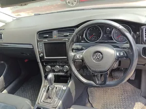 Volkswagen Golf 2014 Blue