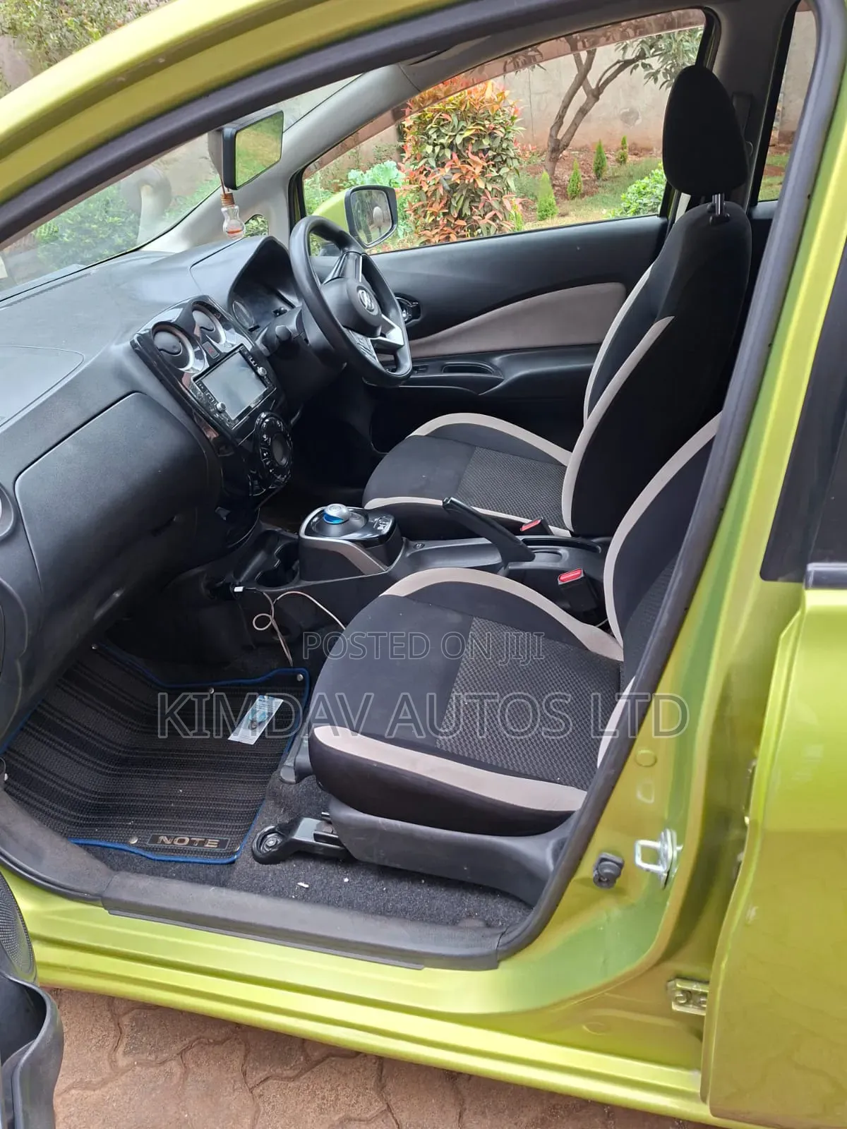 Nissan Note 2016 Green