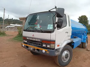Mitsubishi Fuso Kifaru Water Bowser