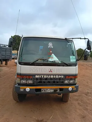 Mitsubishi Fuso Kifaru Water Bowser