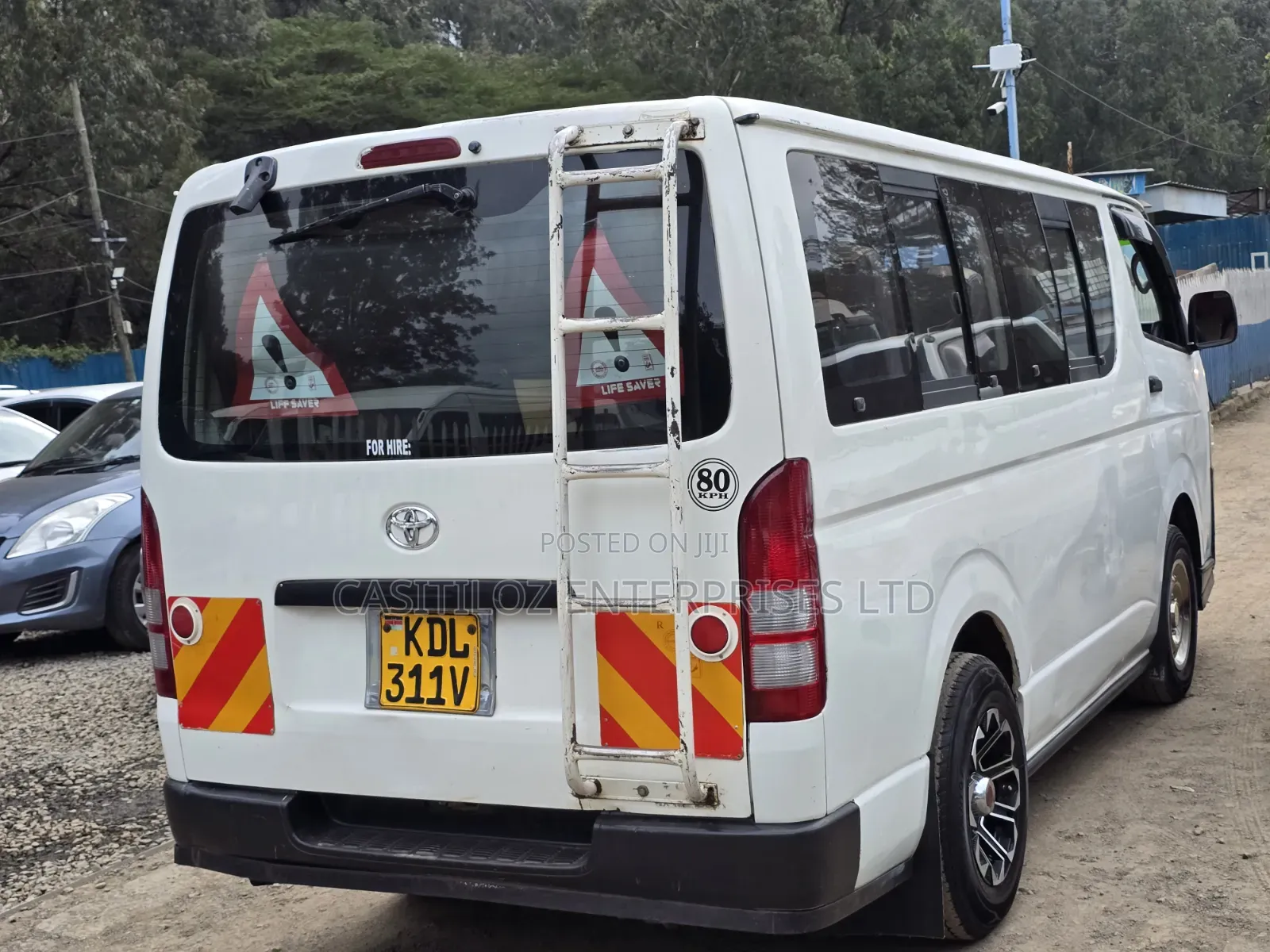 Toyota HiAce 2015 White