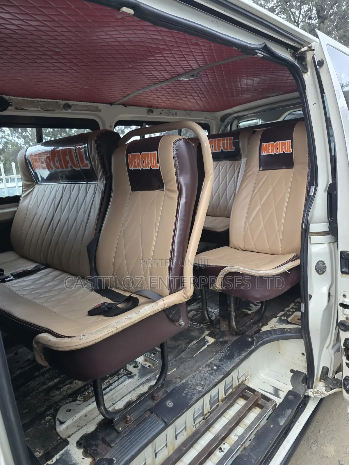 Toyota HiAce 2015 White