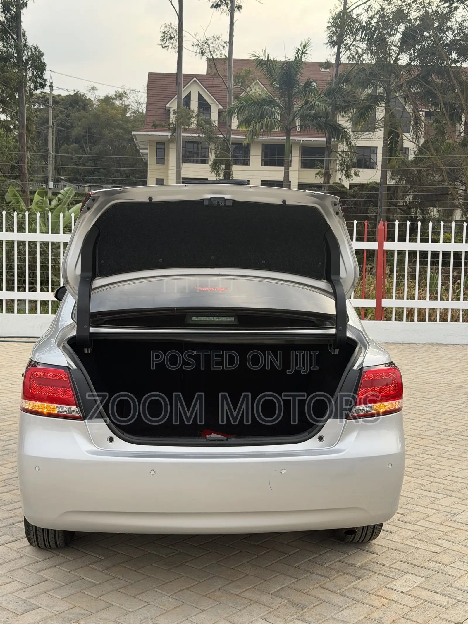 Toyota Premio 1.8 FWD 2020 Silver