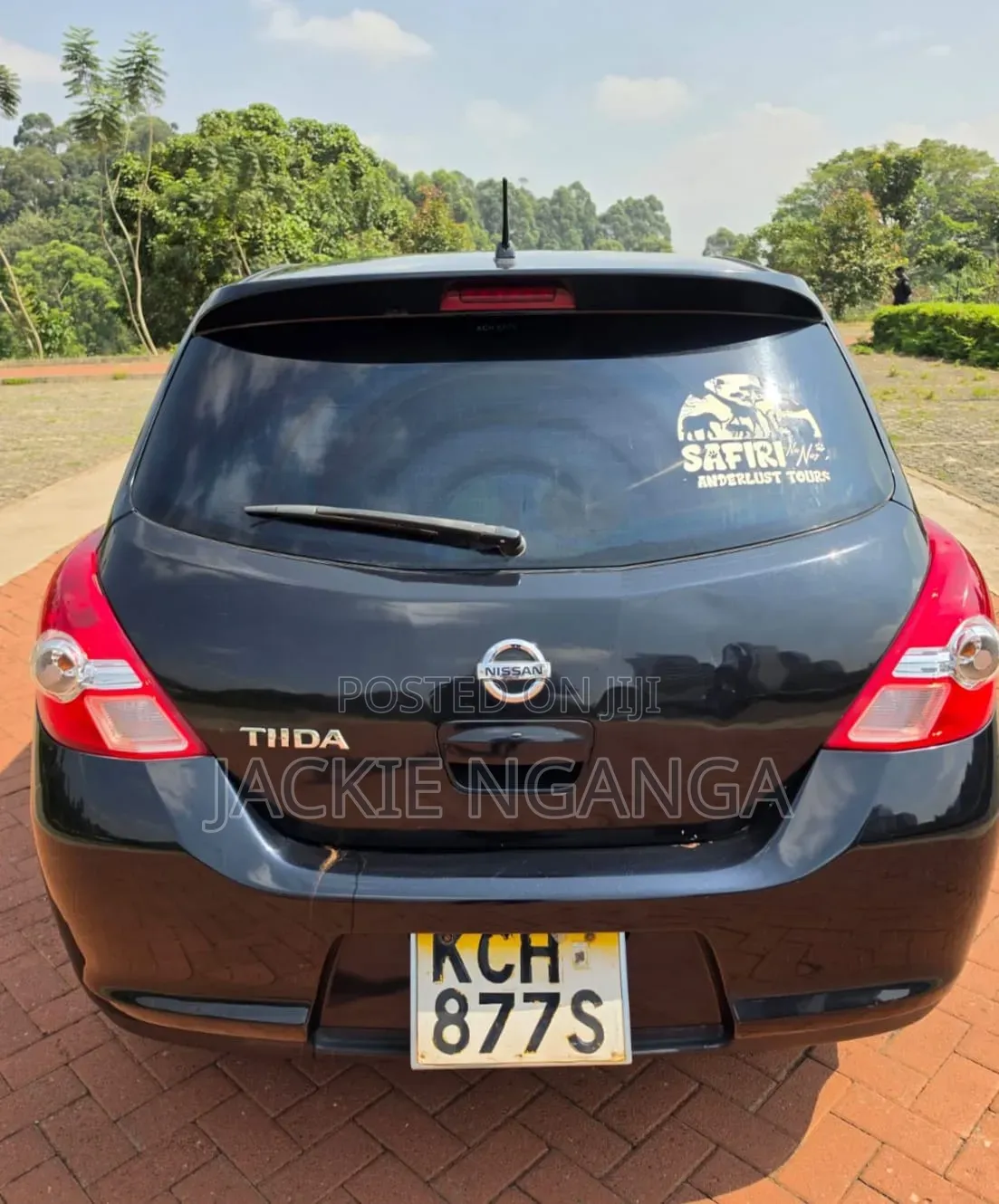 Nissan Tiida 2009 Black