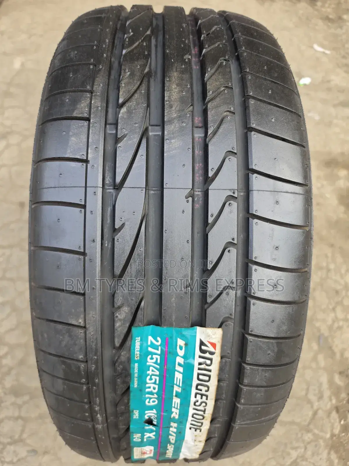 275 /45 R19 BRIDGESTONE TIRES (Japan)