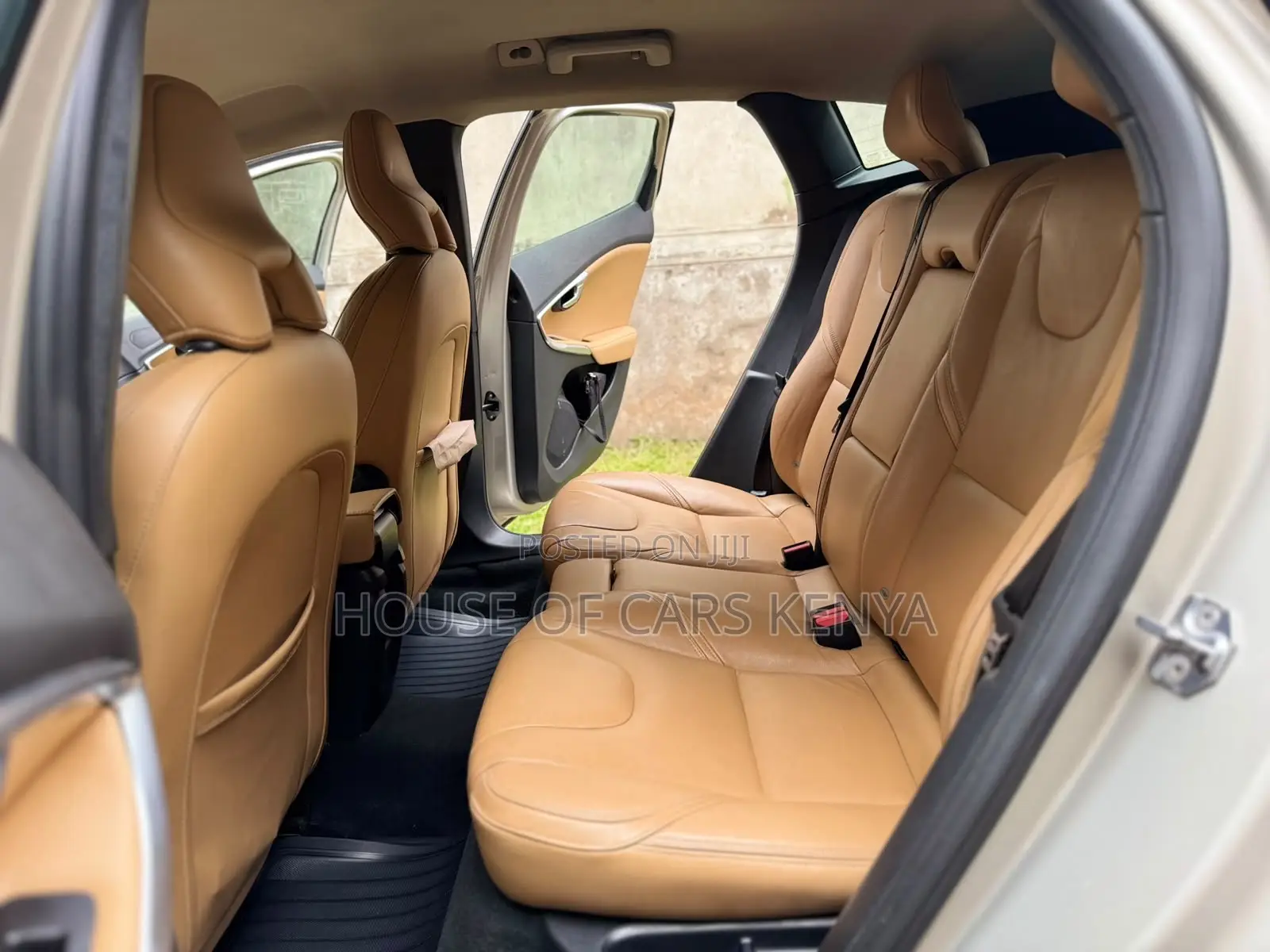 Volvo V40 2017 Beige