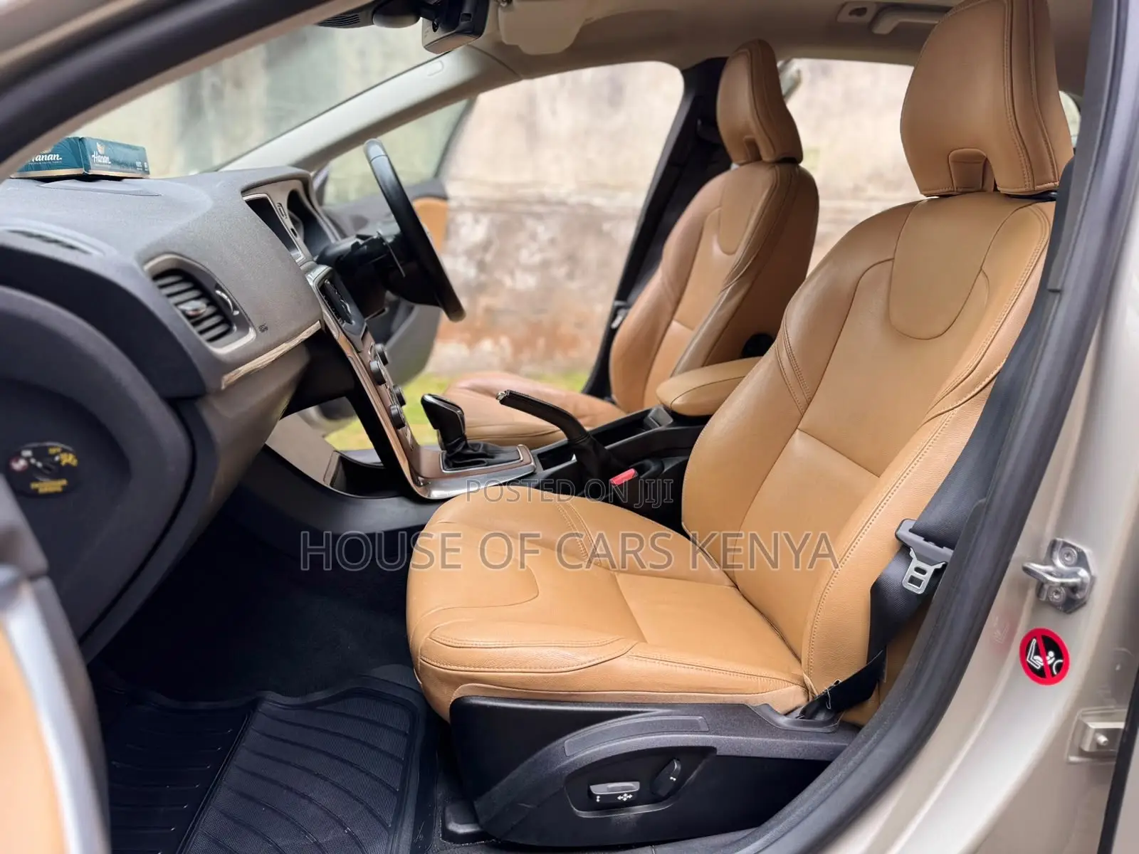 Volvo V40 2017 Beige