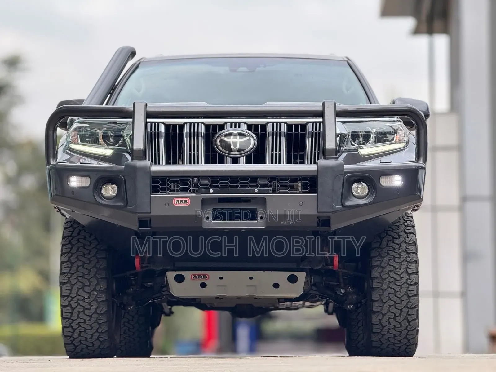 Toyota Land Cruiser Prado 2019 Gray