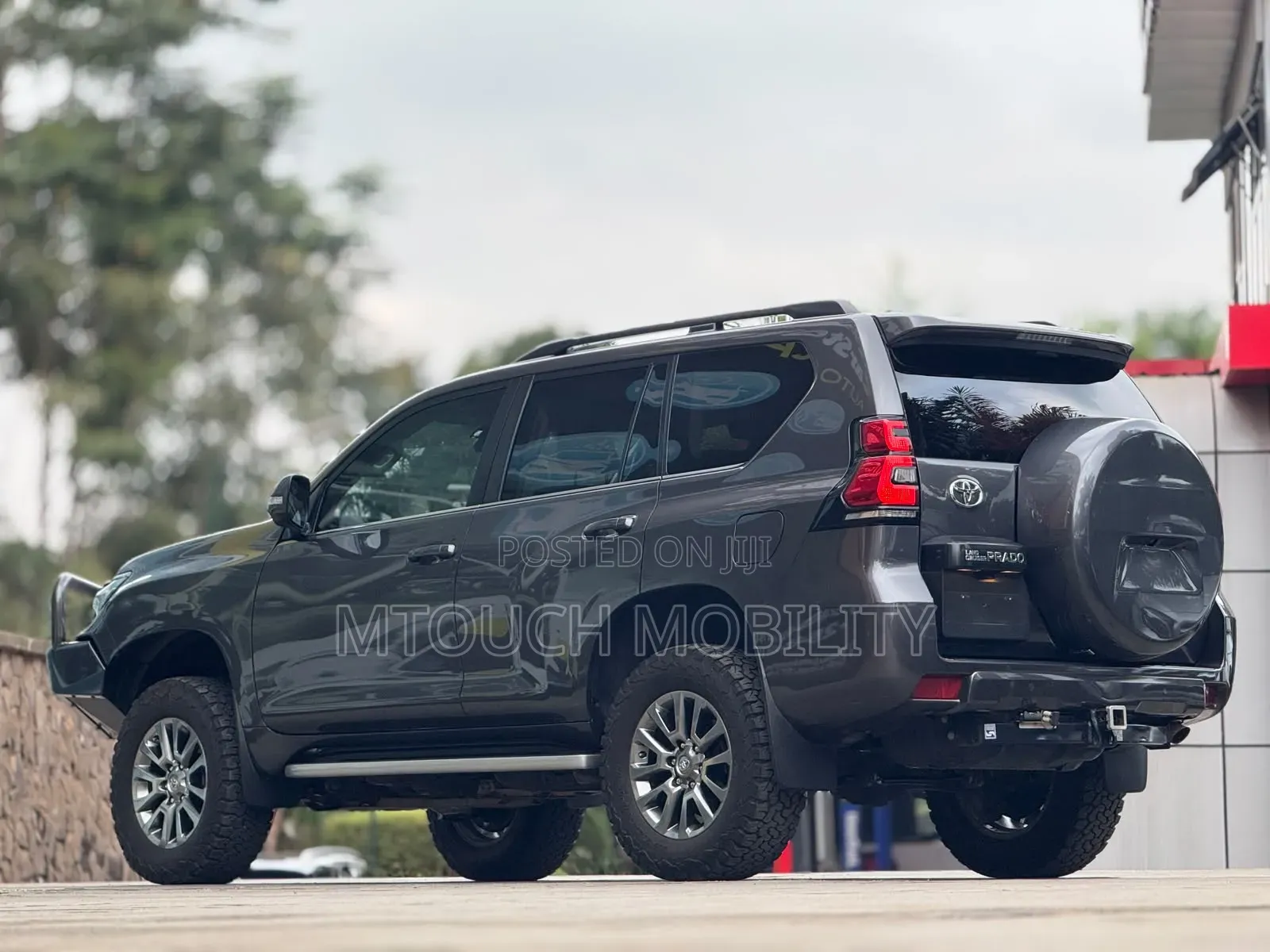 Toyota Land Cruiser Prado 2019 Gray
