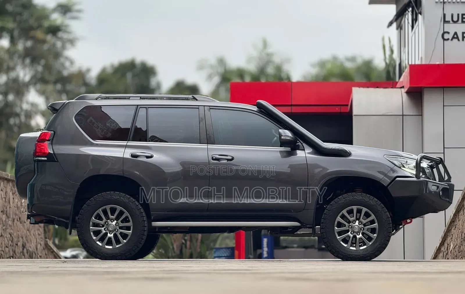 Toyota Land Cruiser Prado 2019 Gray
