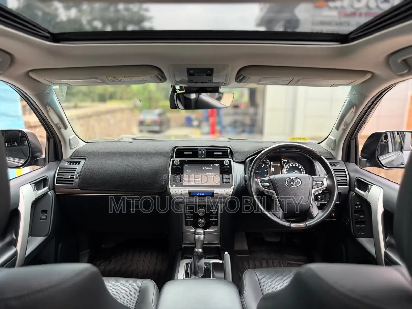 Toyota Land Cruiser Prado 2019 Gray