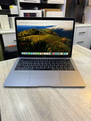 Laptop Apple MacBook Pro 2021 M1 16GB Apple M2 SSHD+SSD 512GB