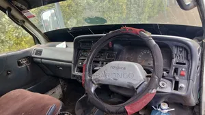 Toyota HiAce 2002 Green