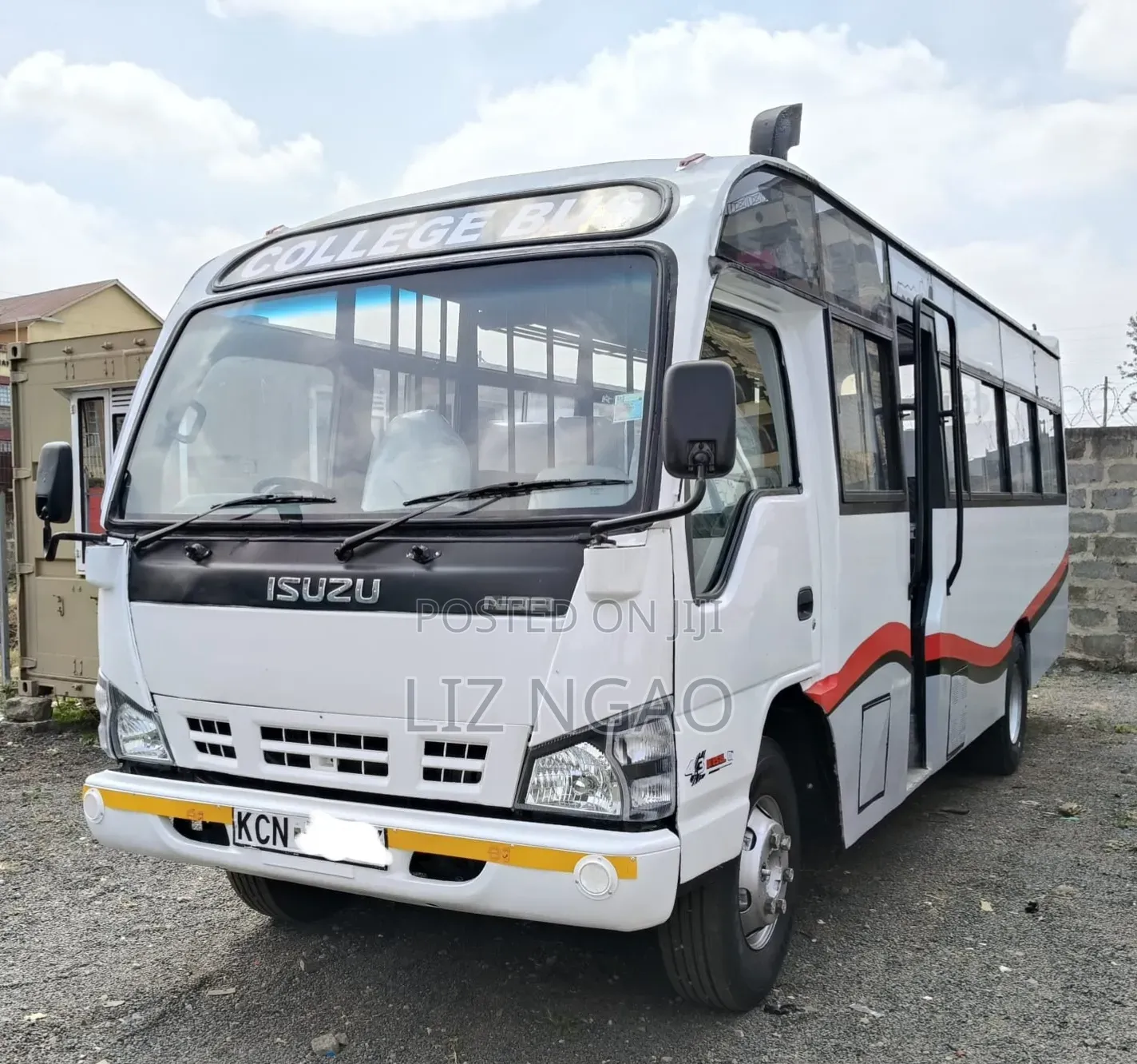 Isuzu Executive Bus 2017 White