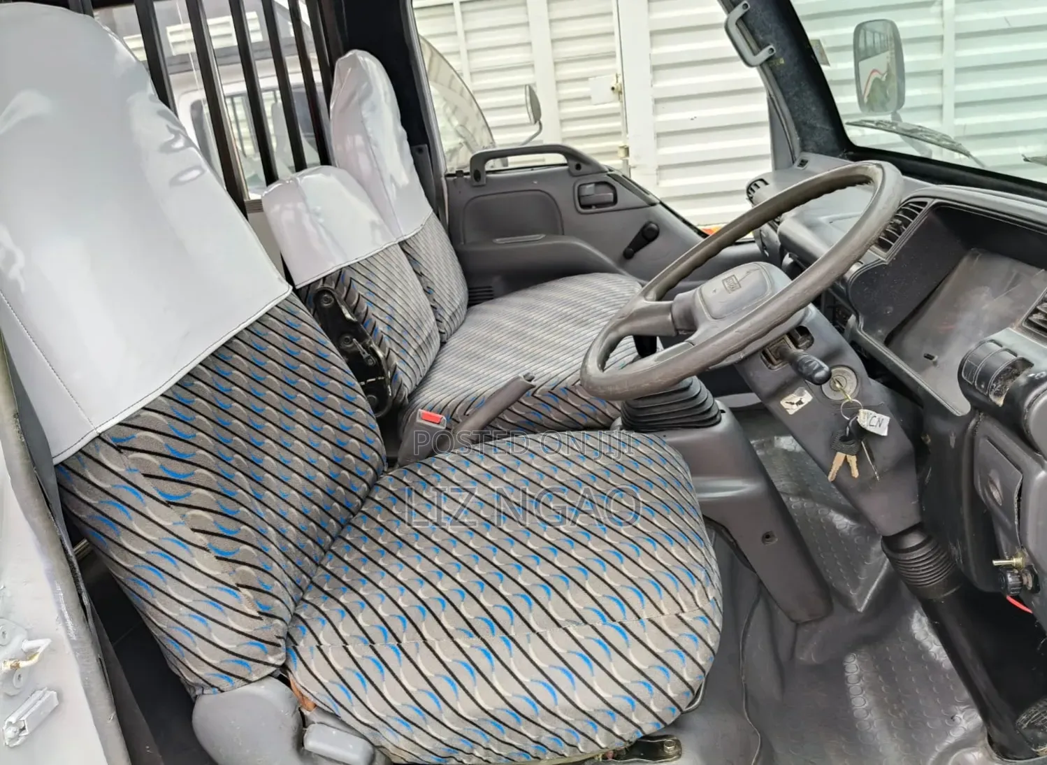 Isuzu Executive Bus 2017 White