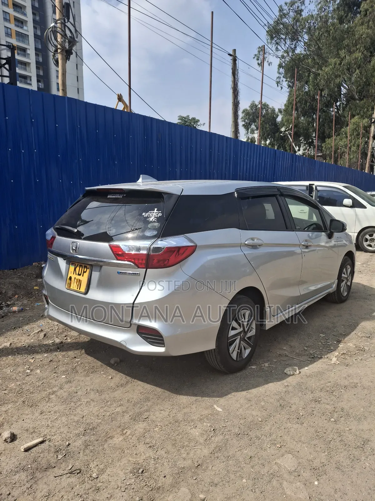 Honda Fit Shuttle 1.5 Hybrid 2WD 2016 Silver