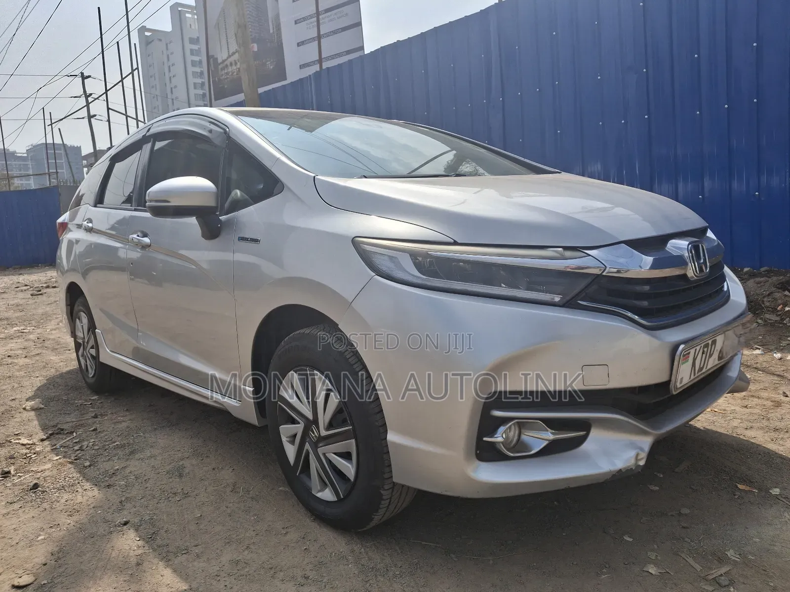 Honda Fit Shuttle 1.5 Hybrid 2WD 2016 Silver