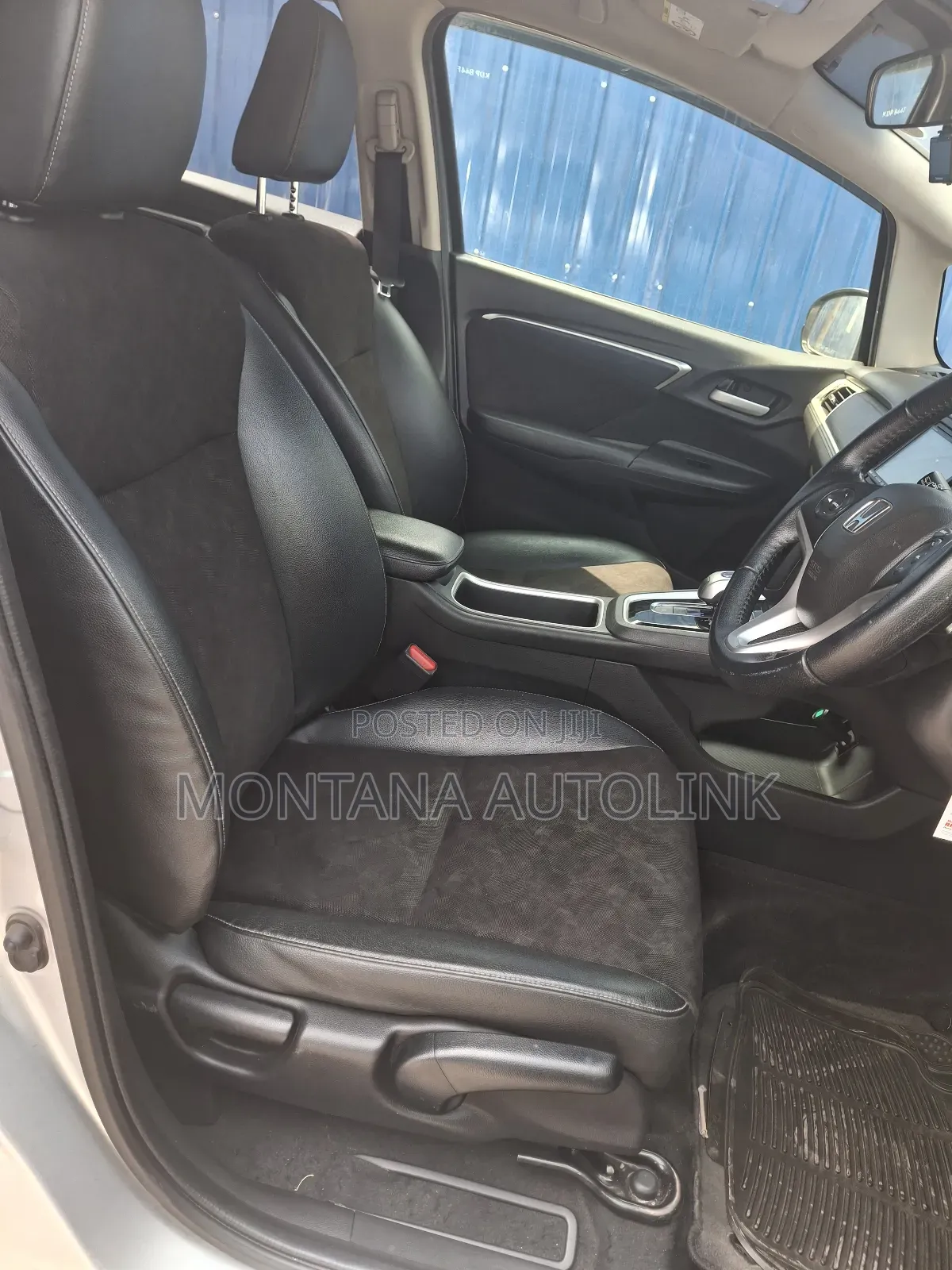Honda Fit Shuttle 1.5 Hybrid 2WD 2016 Silver