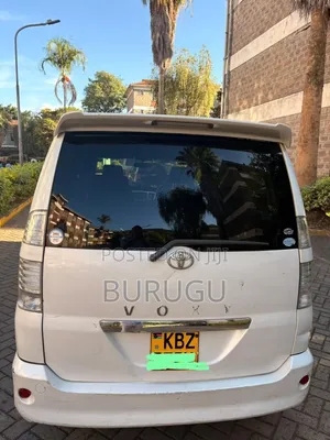 Toyota Voxy 2007 White