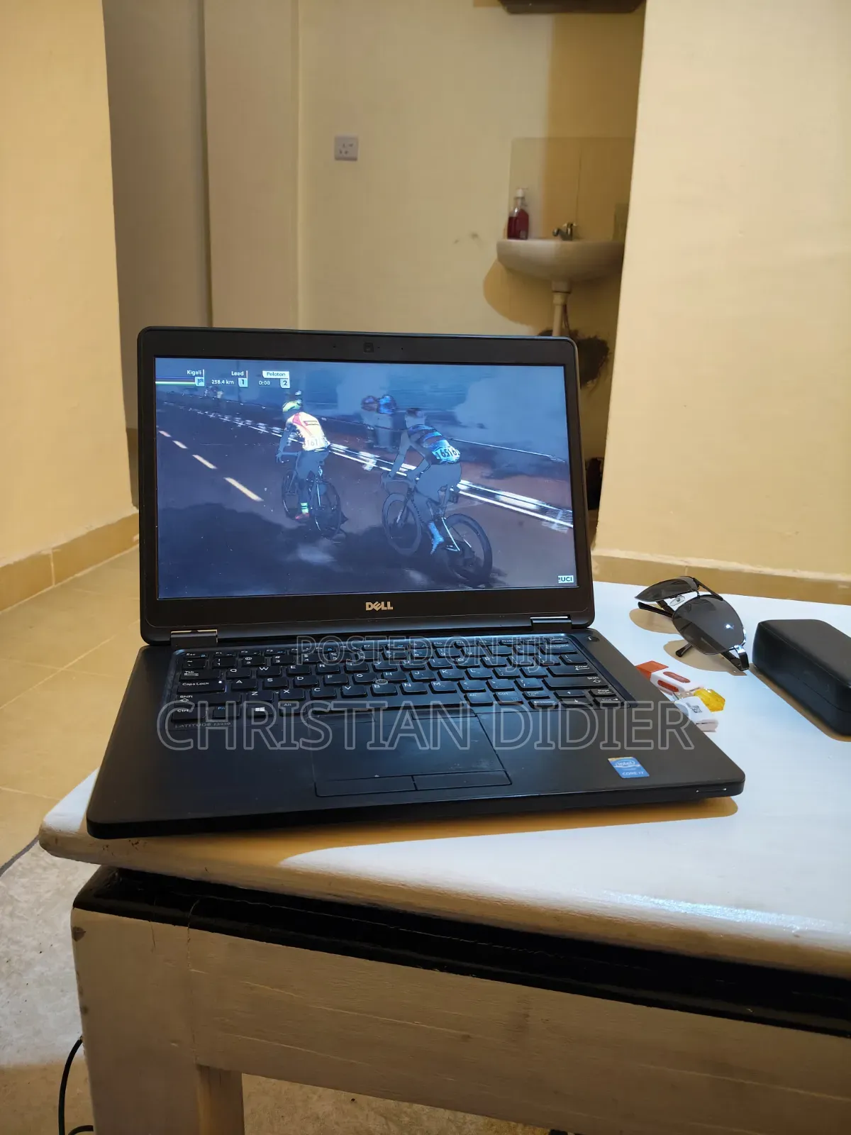 Laptop Dell Latitude 5450 16GB Intel Core i7 SSD 512GB