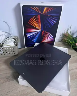 Apple iPad Pro 12.9 (2022) 128 GB Silver