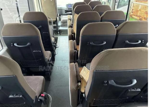 Toyota Coaster 2019 White - thumbnail 8