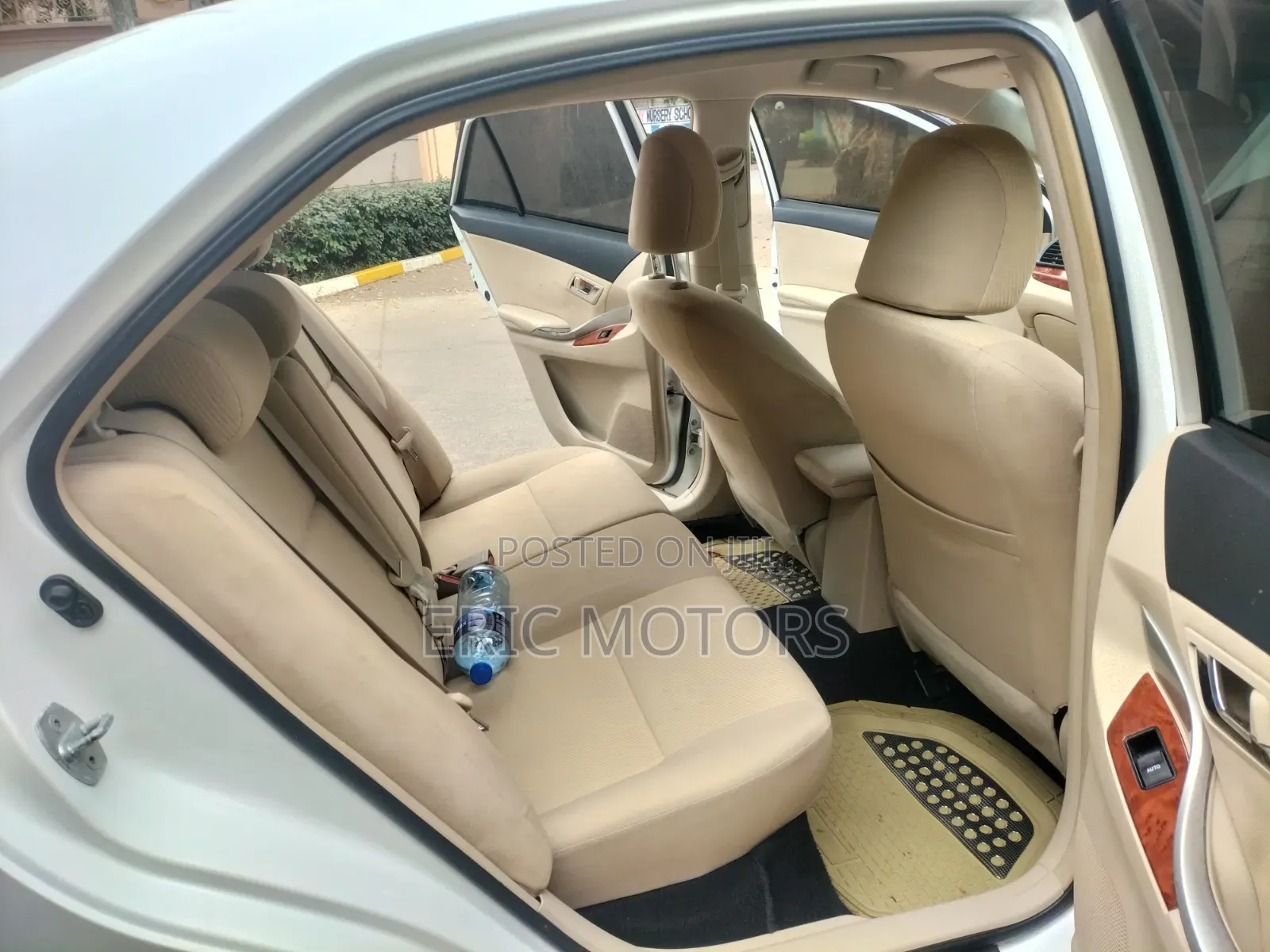 Toyota Premio 2013 White