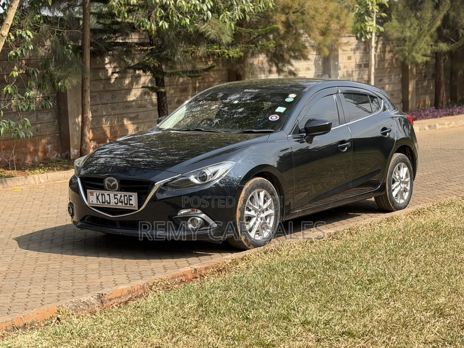 Mazda Axela 2015 Black
