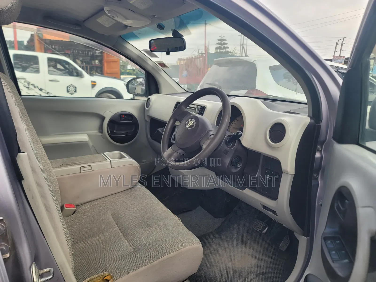 Toyota Passo 1.0 FWD 2011 Purple