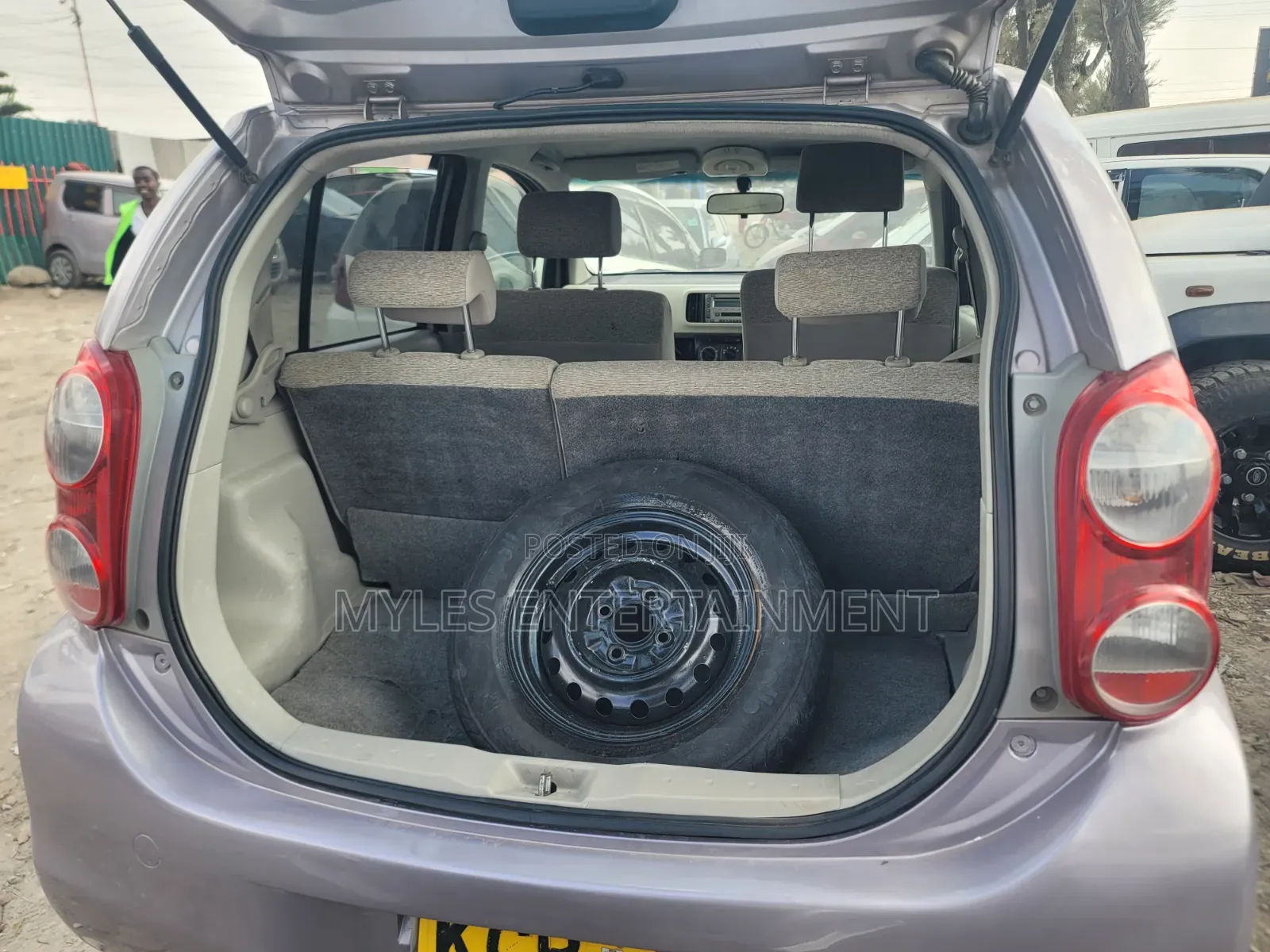 Toyota Passo 1.0 FWD 2011 Purple