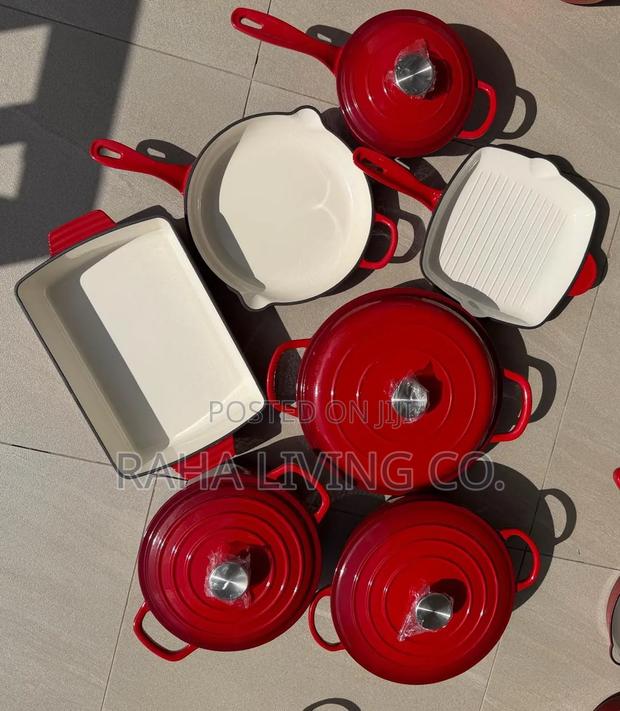 11-Piece Enamel Cast Iron Cookware Set | Premium Non-Stick Pots - thumbnail 4