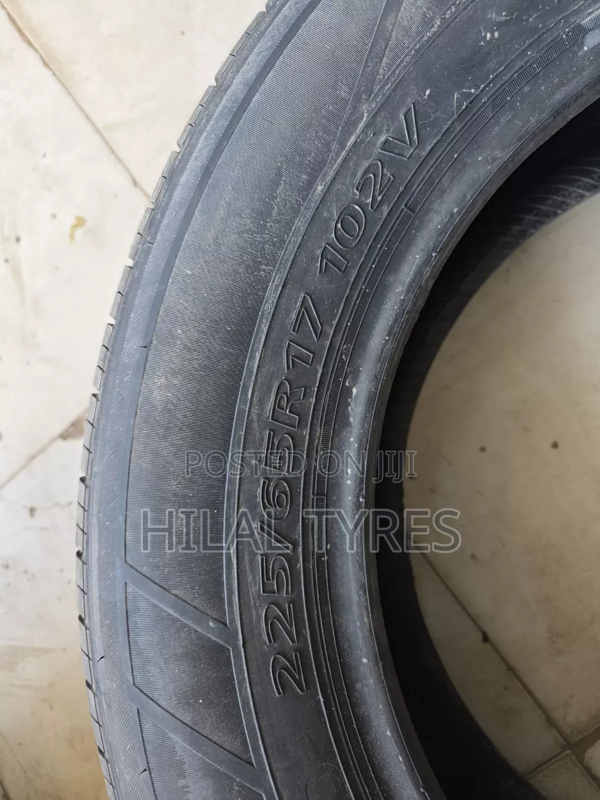 225/65r17 Centara