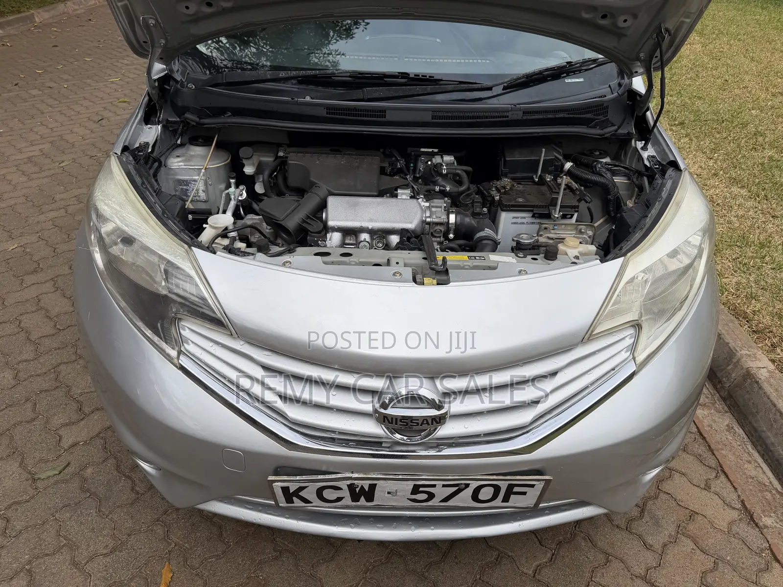 Nissan Note 2012 Silver