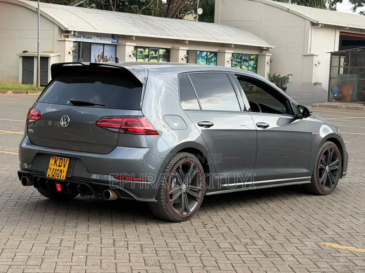 Volkswagen Golf 2019 Blue