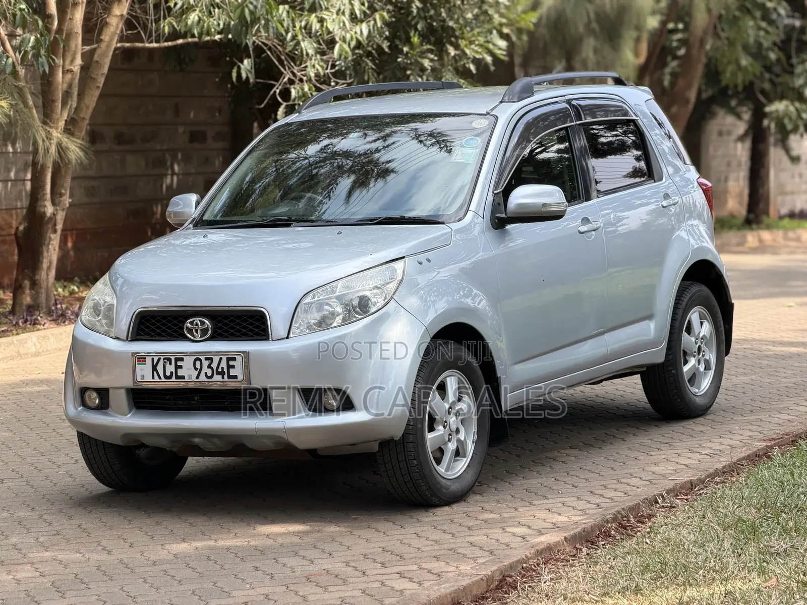 Toyota Rush 2008 Silver
