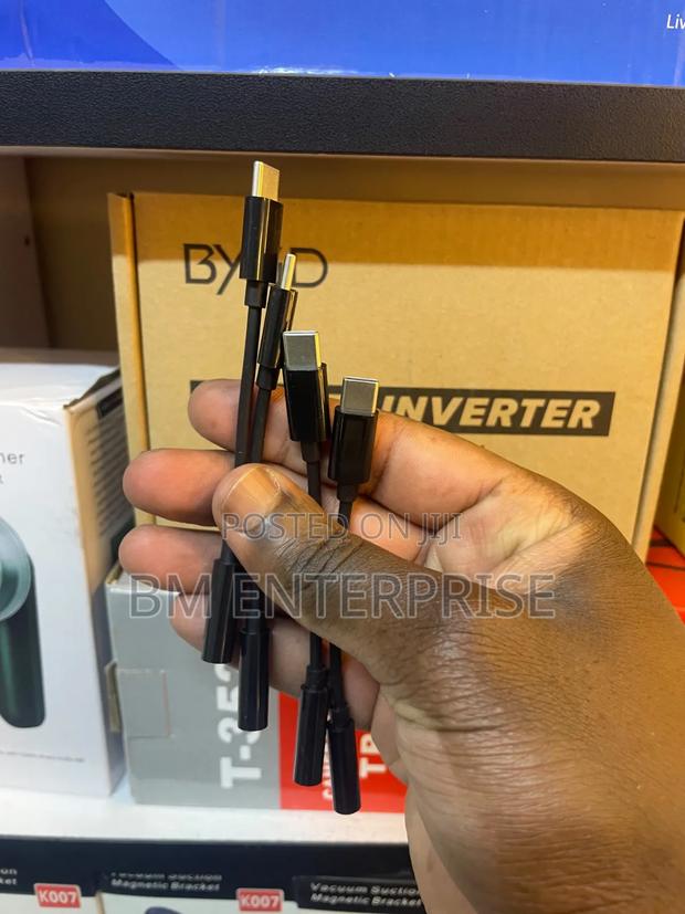 Universal Type C to 3.5mm Adaptor