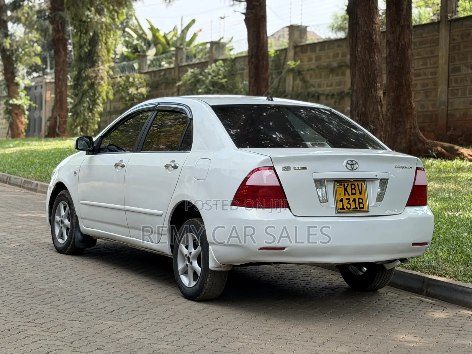 Toyota Corolla 2005 White