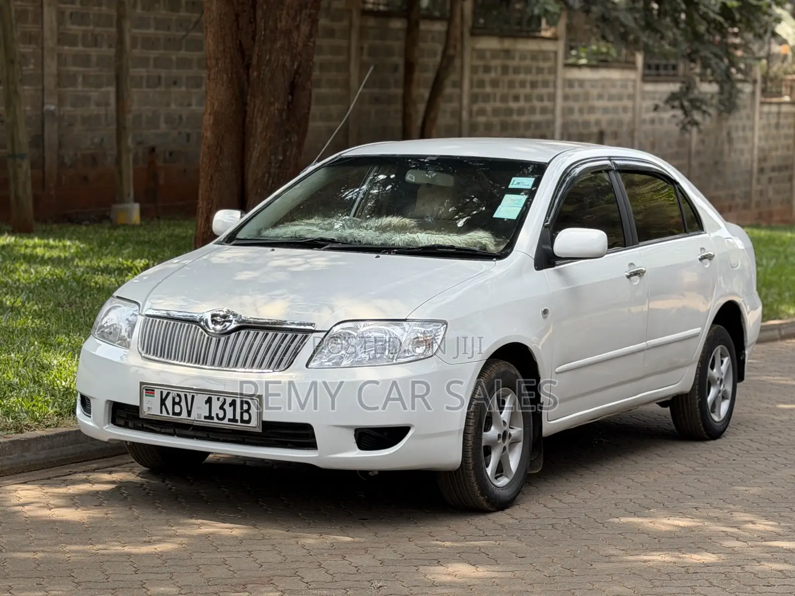 Toyota Corolla 2005 White