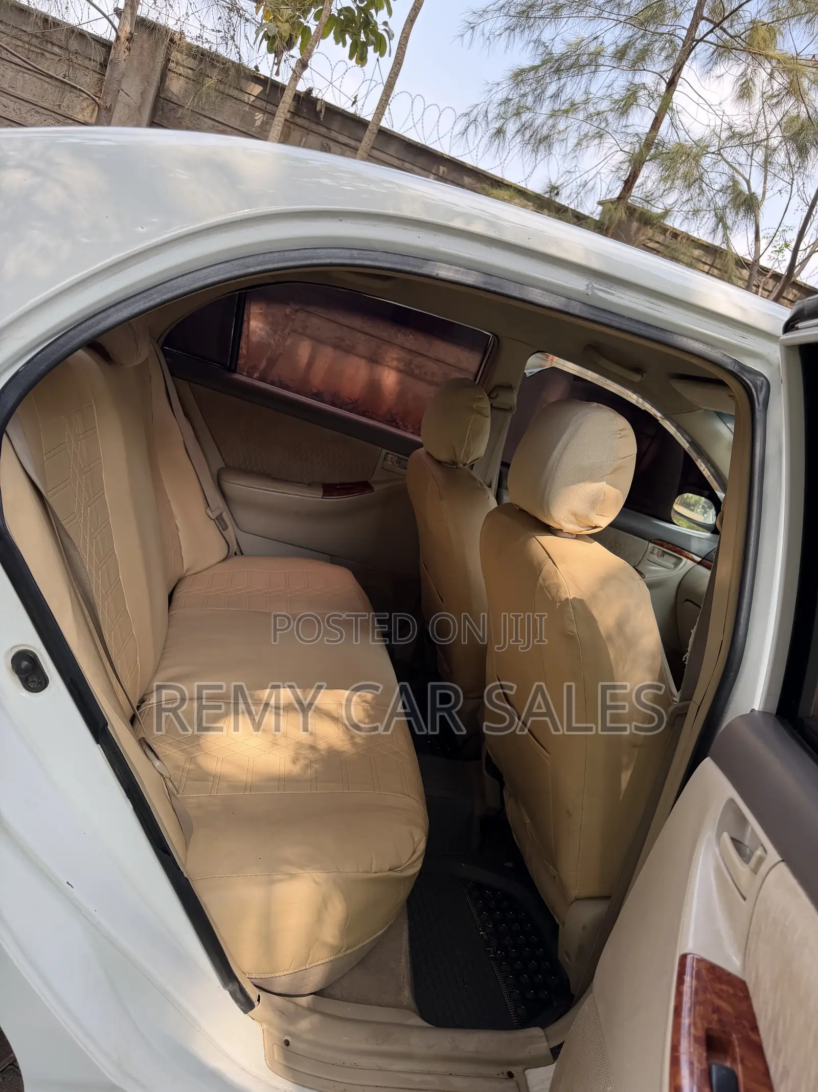 Toyota Corolla 2005 White
