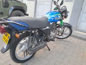 Honda CB 2024 Blue