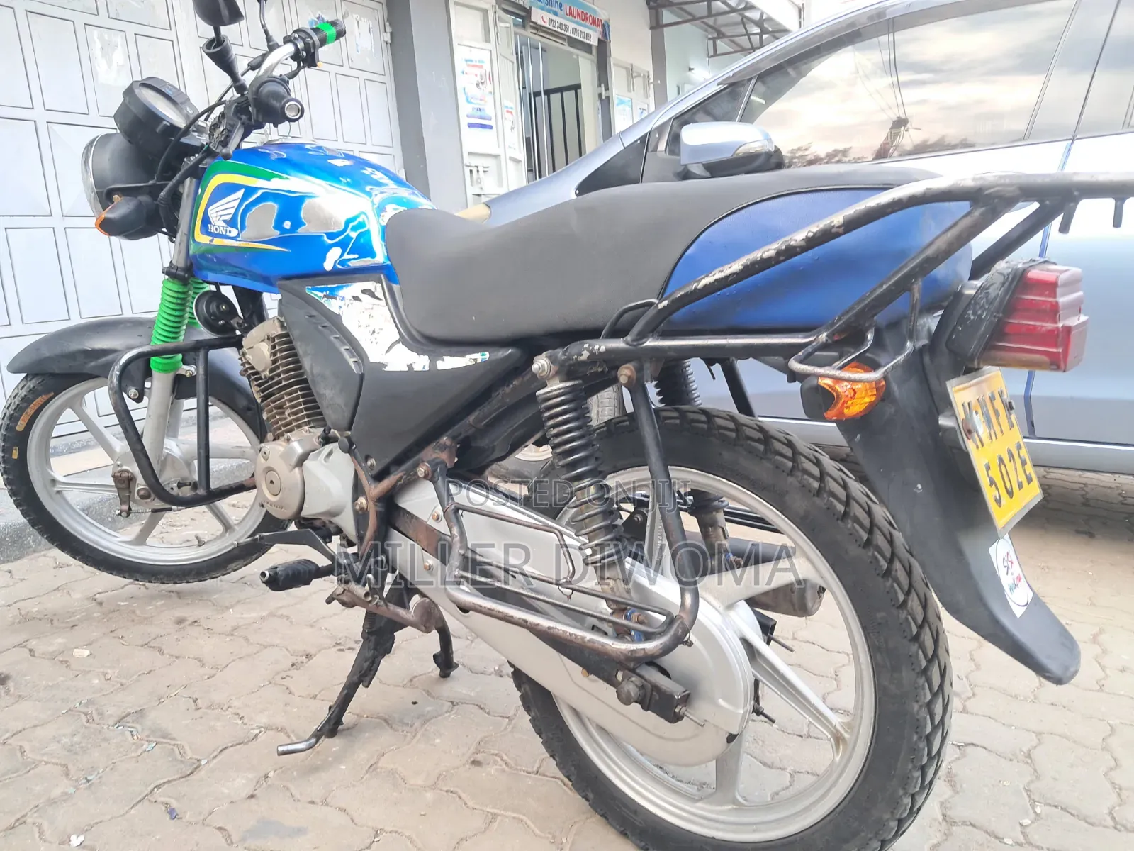 Honda CB 2024 Blue