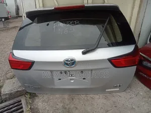 Toyota Fielder 2015 Tailgate