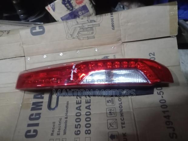 Nissan Xtrail Nt31 Led Tail Type - main view