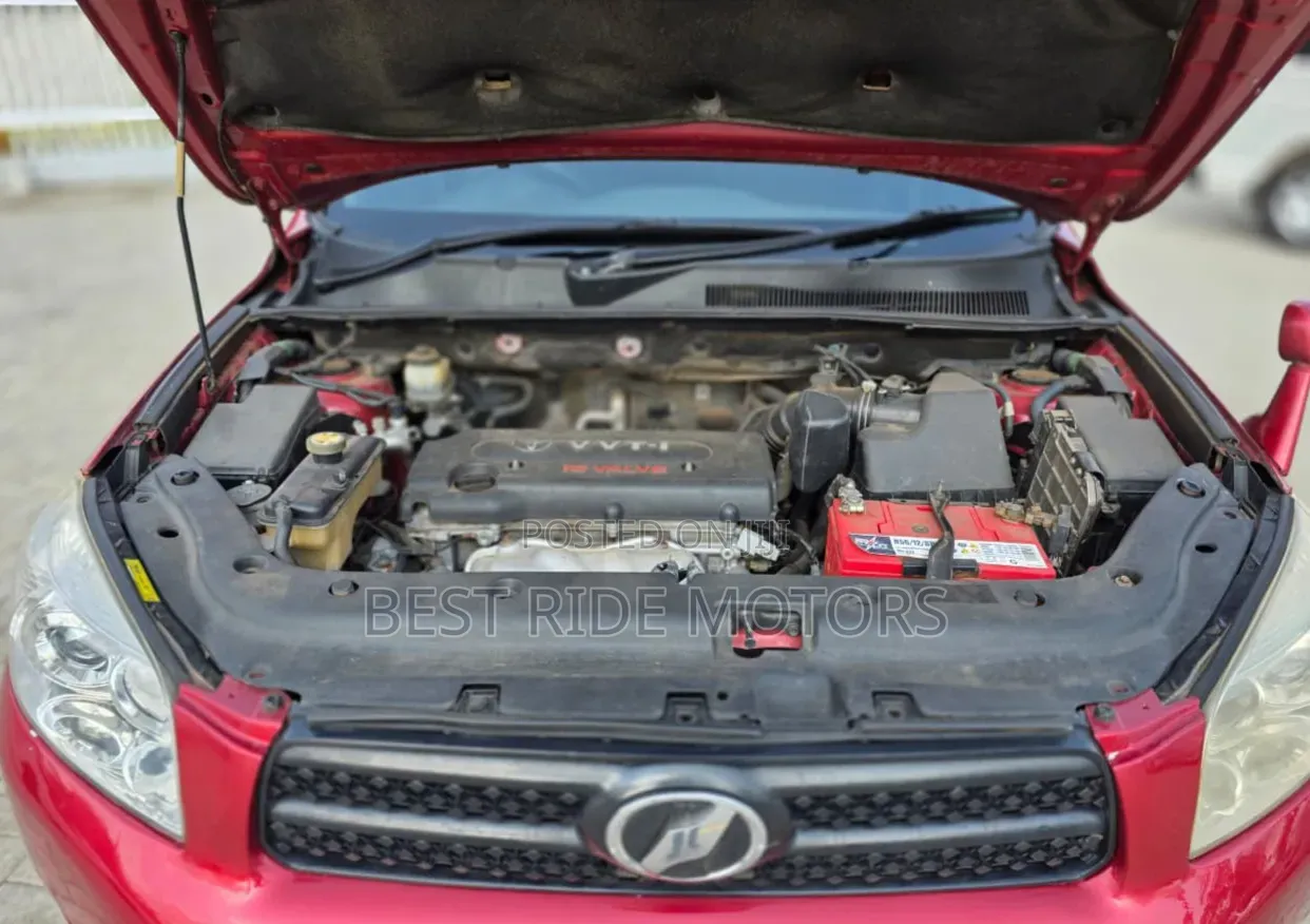 Toyota RAV4 4x4 2009 Red