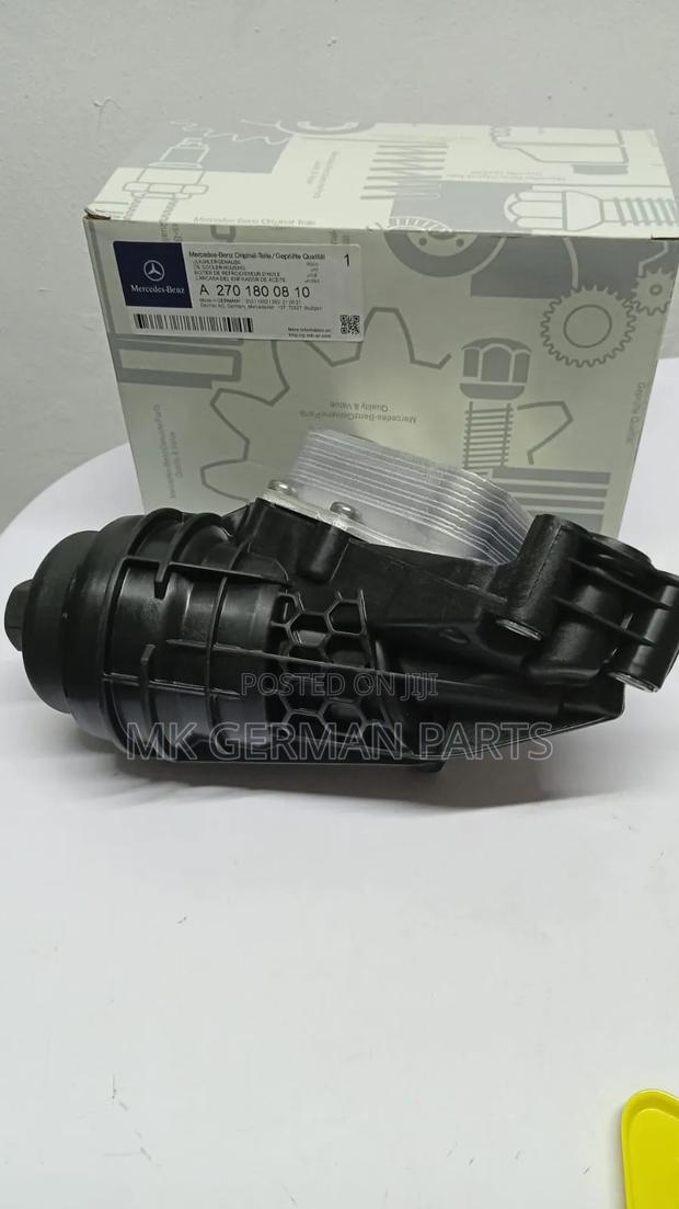 Genuine Mercedes Engine Oil Cooler Housing/Oil Cooler.
