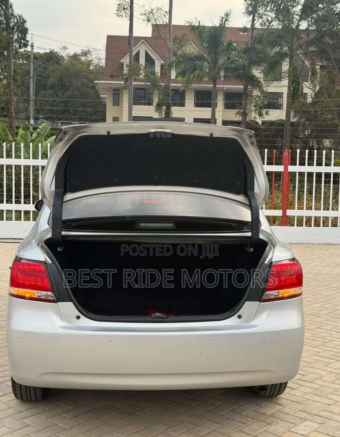 Toyota Premio 1.8 FWD 2020 Silver