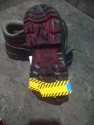 Safety Boots 39/40 Brand New