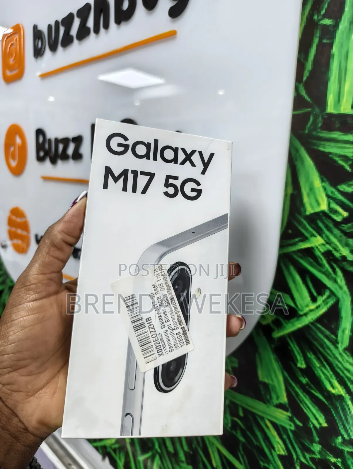 New Samsung Galaxy M17 5G 128 GB Gray