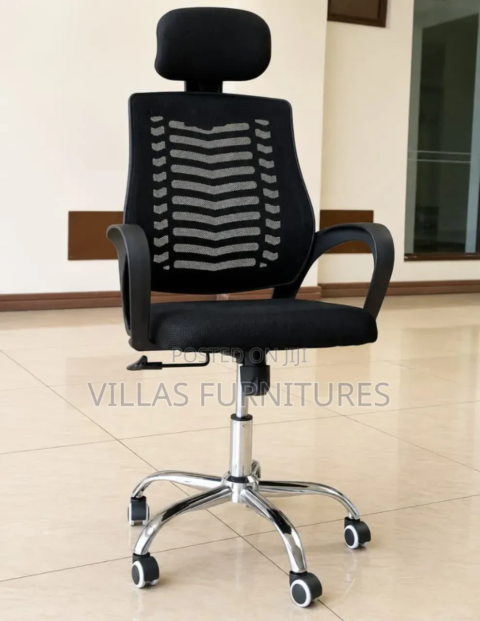Rolling Headrest Chair